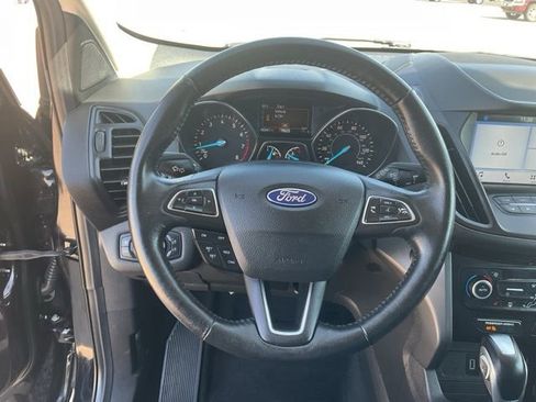 Used 2019 Ford Escape SEL image 8