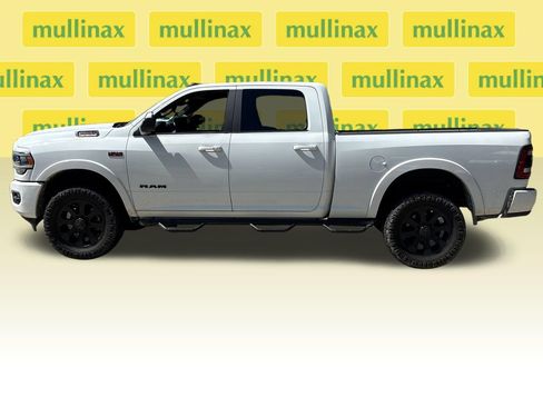 Used 2020 RAM 2500 Laramie w/ Night Edition AWD/4WD image 11