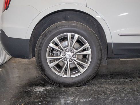 Used 2022 Cadillac XT5 Premium Luxury image 8