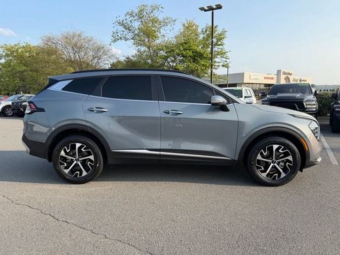 Certified 2025 Kia Sportage EX w/ Premium Package AWD/4WD image 5