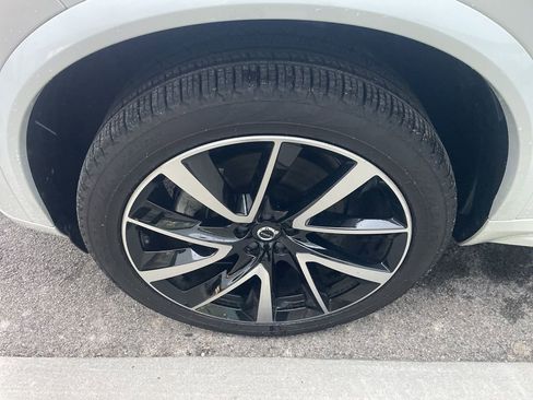 Certified 2024 Volvo XC90 B6 Ultimate image 14