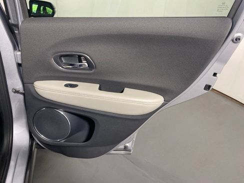 Used 2022 Honda HR-V EX image 31