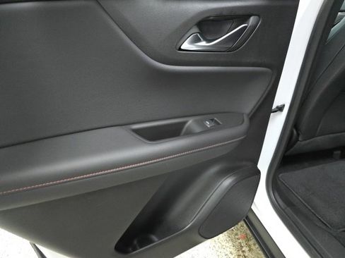 Used 2024 Chevrolet Blazer RS image 10