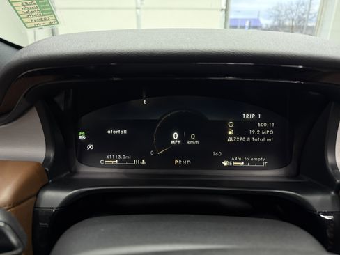 Used 2023 Lincoln Aviator Reserve w/ Jet Appearance Package image 18