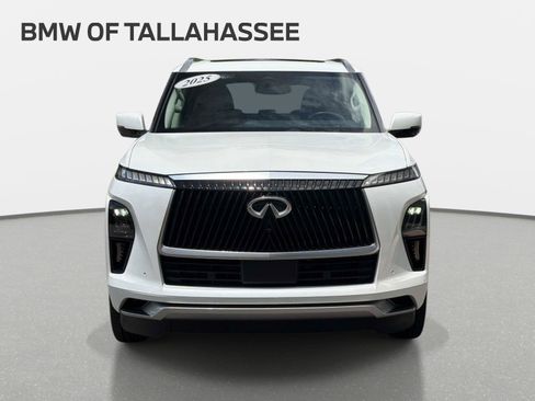 Used 2025 INFINITI QX80 Sensory AWD/4WD image 2