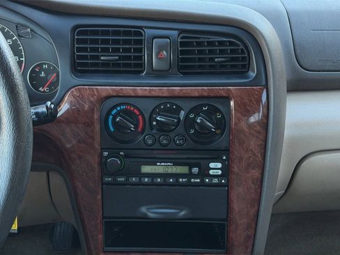 Used 2004 Subaru Outback 2.5 image 14