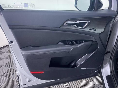 Used 2025 Kia Sportage X-Pro Prestige AWD/4WD image 13