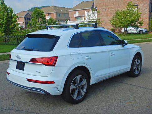 Used 2023 Audi Q5 2.0T Premium w/ Convenience Package AWD/4WD image 4