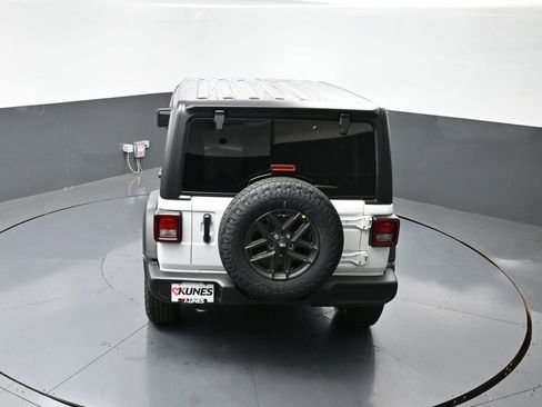 New 2026 Jeep Wrangler Sport S image 44