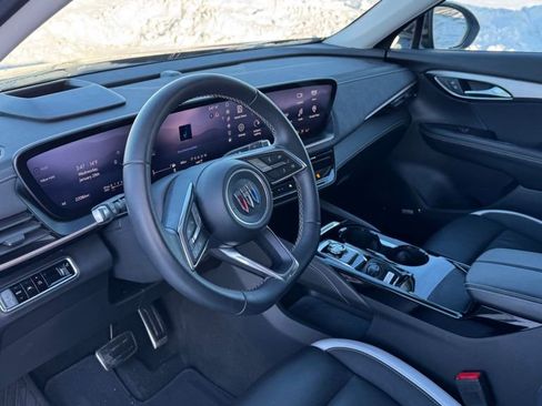 Used 2025 Buick Envision Sport Touring image 13