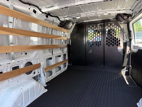 Used 2025 Ford Transit 250 Low Roof w/ Exterior Upgrade Package RWD image 9