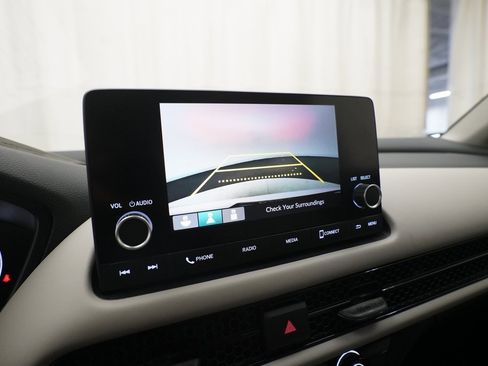 Certified 2023 Honda HR-V LX image 19