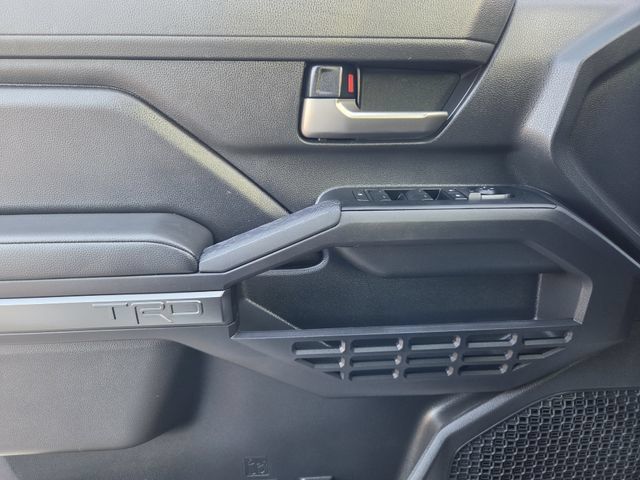 Certified 2025 Toyota Tacoma TRD Sport AWD/4WD image 19
