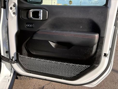 Used 2023 Jeep Wrangler Rubicon w/ Cold Weather Group image 18