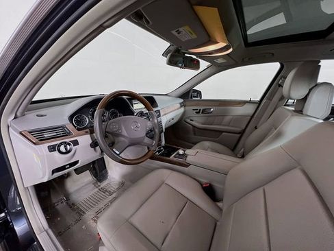 Used 2011 Mercedes-Benz E 350 4MATIC Wagon image 18