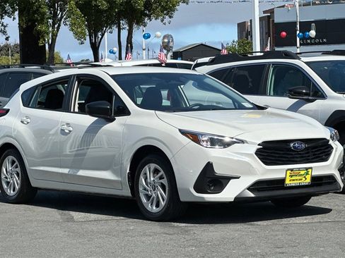 Certified 2025 Subaru Impreza 2.0i image 2