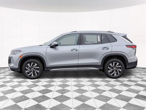 New 2026 Volkswagen Tiguan S AWD/4WD image 9