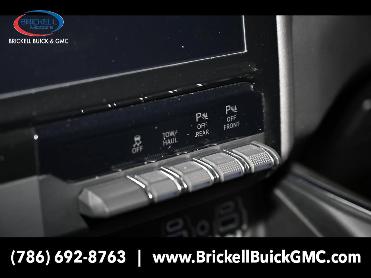 Used 2024 RAM 1500 Laramie AWD/4WD image 29