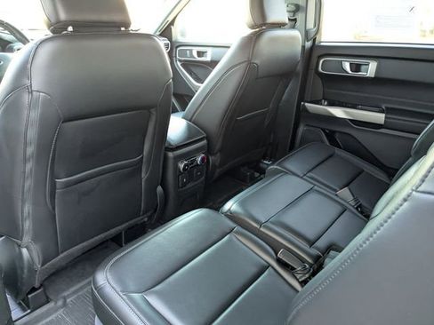 Used 2023 Ford Explorer XLT w/ Equipment Group 202A AWD/4WD image 26