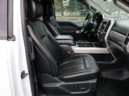 Used 2020 Ford F350 Lariat w/ Chrome Package AWD/4WD image 22