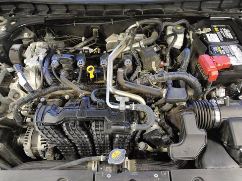 Used 2021 Nissan Altima 2.5 SV FWD image 30
