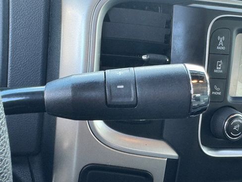 Used 2016 RAM 2500 SLT image 32