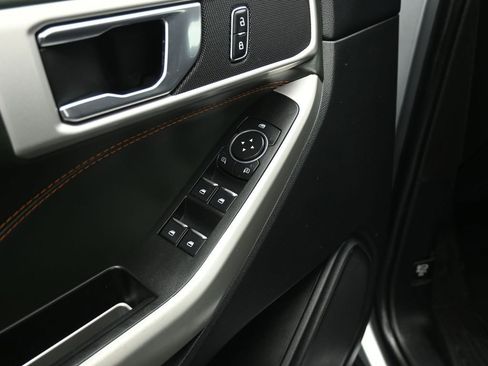 Certified 2022 Ford Explorer Timberline image 10