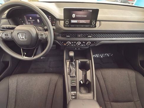 Used 2025 Honda Accord SE image 21