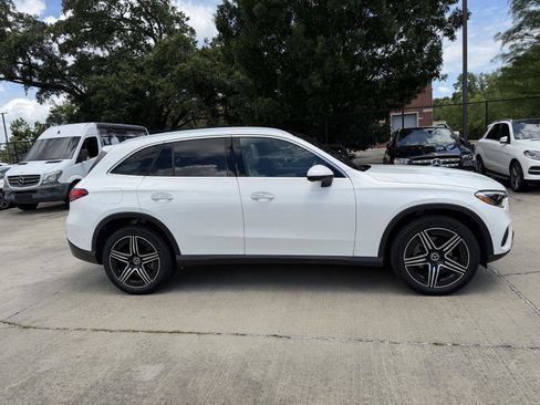 Certified 2026 Mercedes-Benz GLC 300 image 28