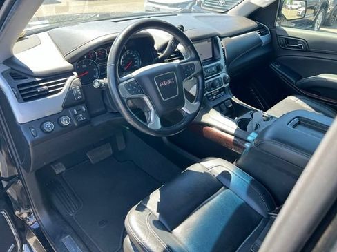 Used 2019 GMC Yukon XL SLT AWD/4WD image 15