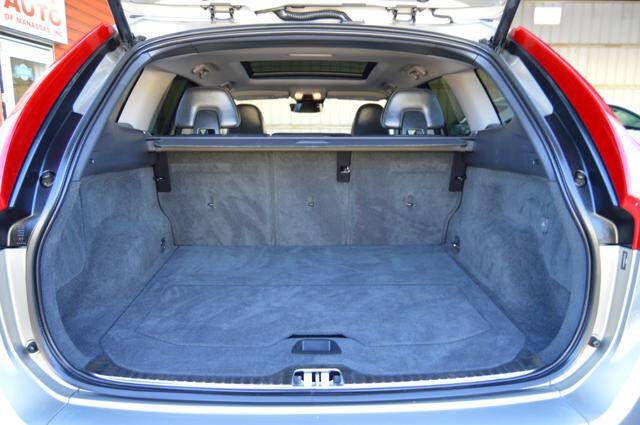 Used 2015 Volvo XC60 T5 Premier w/ Proximity Package FWD image 37