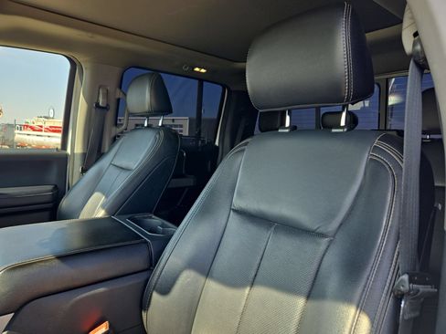 Used 2021 Ford F250 Lariat AWD/4WD image 9