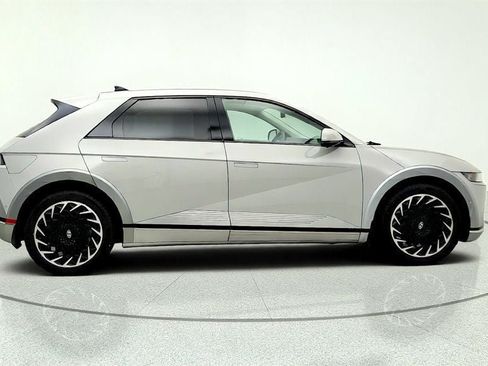 Used 2024 Hyundai Ioniq 5 Limited AWD/4WD image 4