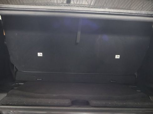 Used 2016 Jeep Wrangler Sahara image 12