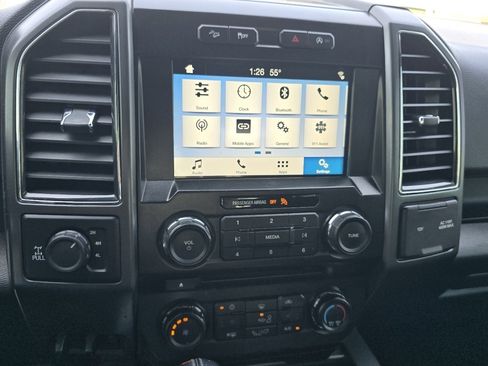 Used 2017 Ford F150 XLT w/ Equipment Group 302A Luxury AWD/4WD image 31