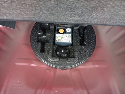 New 2026 Nissan Kicks SV image 32