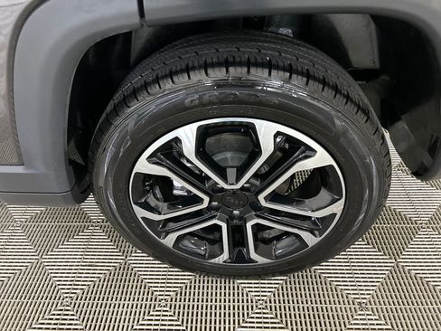 Used 2024 Jeep Compass Limited image 10