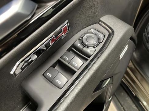 Used 2024 GMC Sierra 1500 AT4 w/ AT4 Premium Package image 21