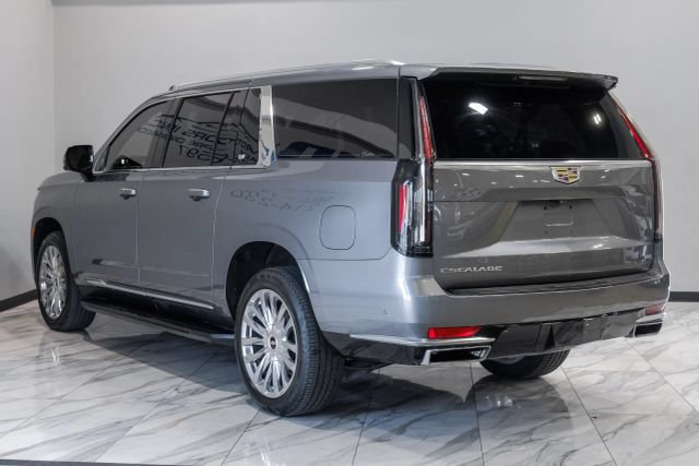 Used 2021 Cadillac Escalade ESV Premium Luxury AWD/4WD image 16