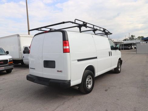 Used 2022 GMC Savana 2500 w/ Driver Convenience Package image 6