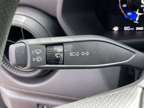 Used 2024 Chevrolet Colorado Trail Boss AWD/4WD image 30