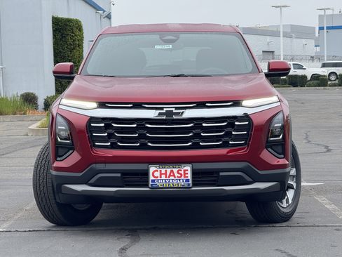 New 2026 Chevrolet Equinox LT w/ LPO, Floor Liner Package image 2