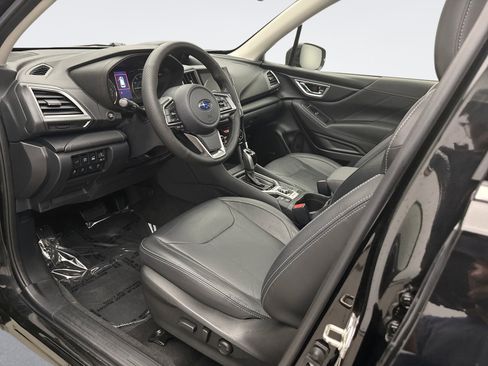 Used 2022 Subaru Forester Touring AWD/4WD image 10