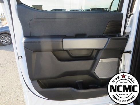 Used 2024 Ford F150 Lariat image 43