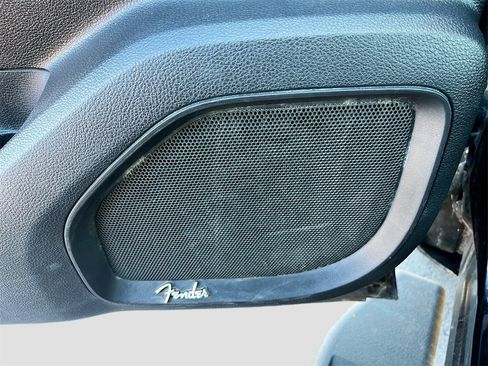 Used 2020 Nissan Titan PRO-4X w/ Pro-4x Utility Package image 19