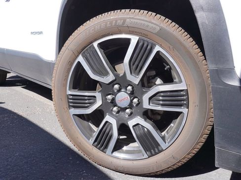 Used 2019 GMC Acadia SLT w/ Black Edition FWD image 6