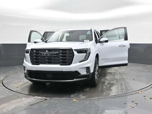 New 2026 GMC Acadia Denali Ultimate w/ LPO, Floor Liner Package image 43