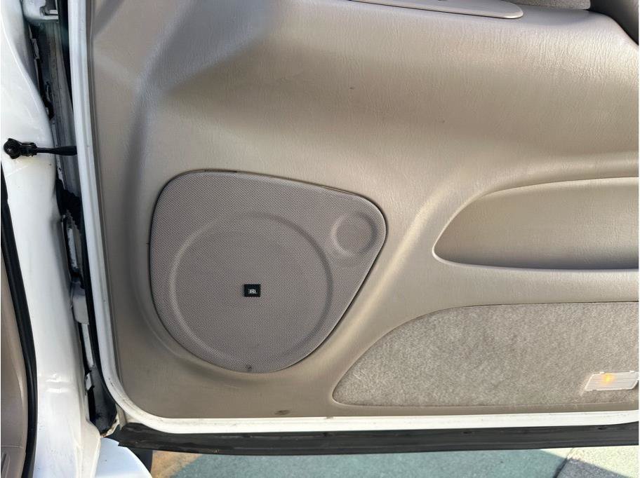 Used 2005 Toyota Sequoia SR5 RWD image 24