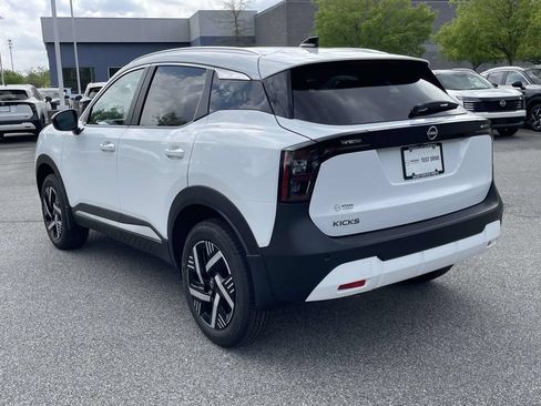 New 2026 Nissan Kicks SV w/ SV Premium Package FWD image 5