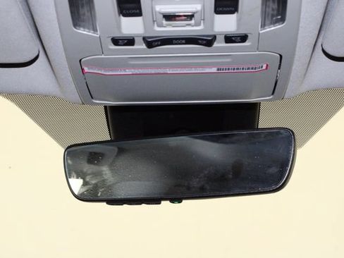 Used 2023 Toyota Highlander XLE FWD image 27